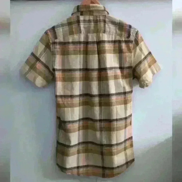 GOODTHREADS | Men's Tan Plaid Slim-Fit Short Sleeved Button Down Shirt - Picture 3 of 3